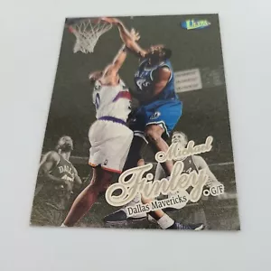 Tarjeta de baloncesto Fleer Michael Finley #155G Dallas Mavericks 1998 medallón de oro - Imagen 1 de 2