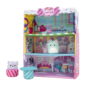 Squishville di Original Squishmallows Sweet Shop - Playset con Priya da 2 pollici... - Foto 1 di 7
