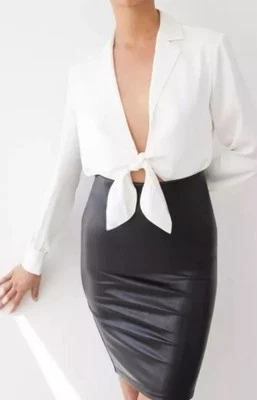 Ten By Babaton Glow Black Faux Leather Stretchy knee length skirt Women’s Small - Image 1 of 4