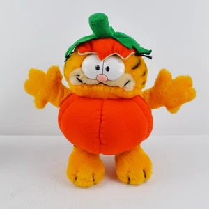 Vintage 1981 Halloween Garfield In The Pumpkin Patch Plush Stuffed Animal Dakin - Picture 1 of 7