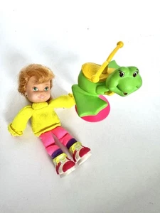 Parco giochi bambini PK bambola Beth 1991 ERTL vintage rosa rana gialla - Foto 1 di 2