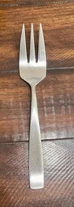 Yamazaki BOLO 9" große Serviergabel Satin Edelstahl Silberbesteck Besteck - Bild 1 von 2