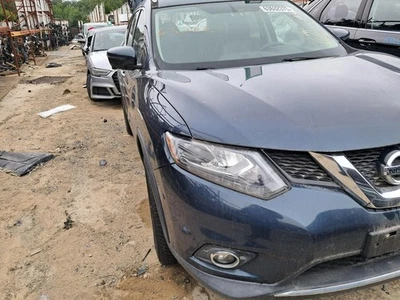 Used Driving Light fits: 2016 Nissan Rogue Fog-Driving in bumper Grade A Foto 1 de 4