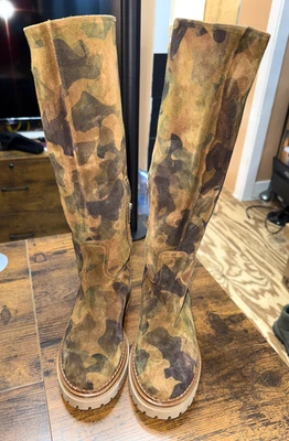 Don Diego Knee High Boots, Women's 6.5, Pre-owned, VG Condition. - Image 1 of 4