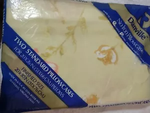 VINTAGE DANVILLE NO IRON PILLOWCASES STANDARD. YELLOW FLORAL. NEW IN PACKAGE - Picture 1 of 2