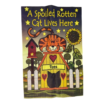 Gato podrido mimado de otoño vive aquí grande decorativo jardín bandera patio arte 36"x24" Foto 1 de 3