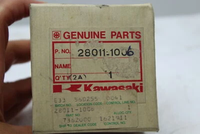 1980-1982 KAWASAKI KZ750 B/E MEDIDOR DE TENSÃO (KB5) - Imagem 1 de 4