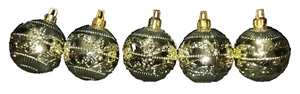 VINTAGE! (6) CHRISTMAS UNBREAKABLE PLASTIC GOLD ORNAMENTS - Picture 1 of 4