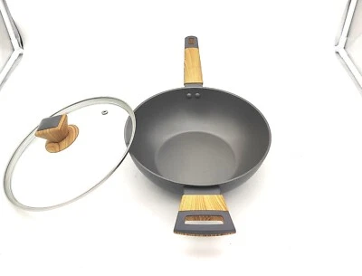 WOK PAN WITH LID 24 CM & DETACHABLE HANDLES-NON STICK/NOODLES COOKING FRYING PAN - Image 1 of 4