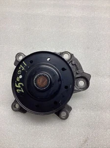 2009-2013 TOYOTA COROLLA 1.8L ENGINE COOLANT WATER PUMP W/ PULLEY OEM - Picture 1 of 6