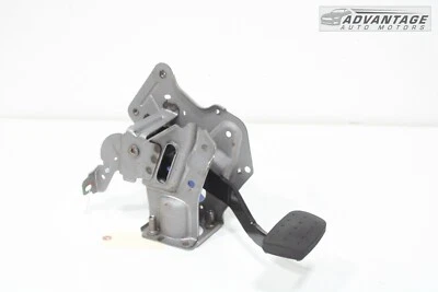 Chevrolet Blazer 2019-2023 tracción delantera pie estacionamiento freno parada pedal con pastilla OEM Foto 1 de 4