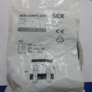 one NEW SICK IM30-20NPS-ZW1 proximity switch Fast Shipping - Picture 1 of 2