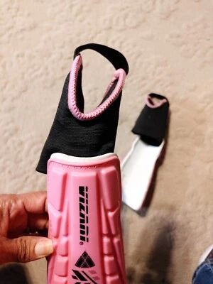 Vizari Malaga Pink Soccer Shin Guards  Ankle Support Adjustable Straps Small  - Image 1 of 4