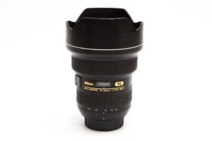 Nikon 14-24mm f/2.8G ED-IF AF-S NIKKOR Lens - PARTS / REPAIR / DAMAGED - Picture 1 of 5