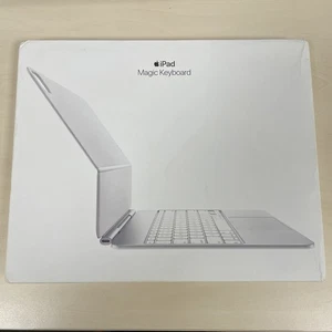 Genuine Apple iPad Magic Keyboard For iPad Pro 13" (M4 2024) - British - White - Picture 1 of 2