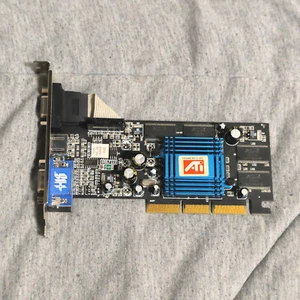 Rare VINTAGE HIS video card - RADEON VE 7000 64MB - DualHead AGP - R6L-22 - Picture 1 of 3