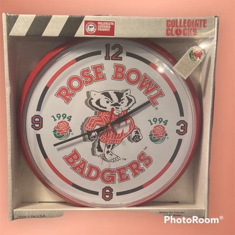 Vintage WISCONSIN BADGERS 1994 Rose Bowl Clock 12" Collegiate Clocks SEALED NEW Cover
