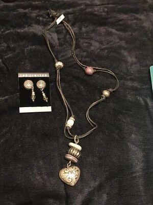 Lote De 2- THE LIMITED Pendientes Colgantes Tono Plata Collar Colgante Cuero Nuevo Con Etiquetas Foto 1 de 4