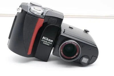 Nikon Coolpix 4500 Digitalkamera Kamera digital - Bild 1 von 4