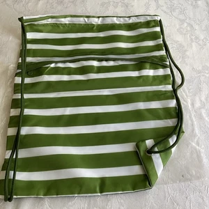 NEW!! Thirty One Cinch Sac ( Green Cabana Stripes) - Picture 1 of 3