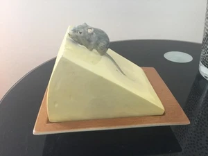 Royal Winton Cheese Container, Dish with Mouse Detail, 1950s /retro - Picture 1 of 7