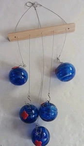 Hanging Hummingbird Feeder Spheres - Picture 1 of 1
