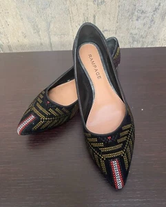 Bestickte Rampage flache Schuhe Größe 8 - Bild 1 von 3