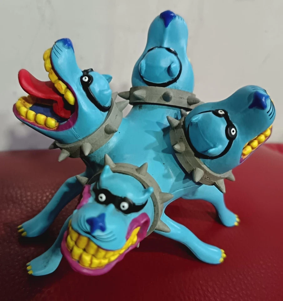 THE BEATLES OFFICIAL MCFARLANE YELLOW SUBMARINE FIGURE BULLDOG 4 HEAD - Immagine 1 di 3