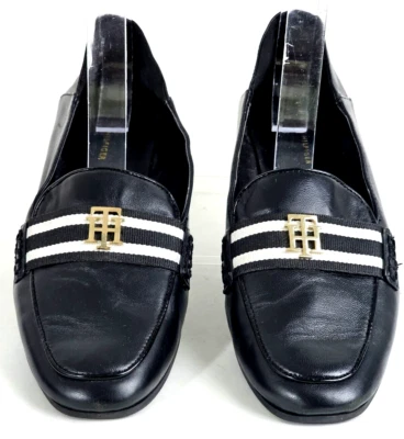 Mocassim feminino Tommy Hilfiger listra de couro preto 7,5M - Imagem 1 de 4