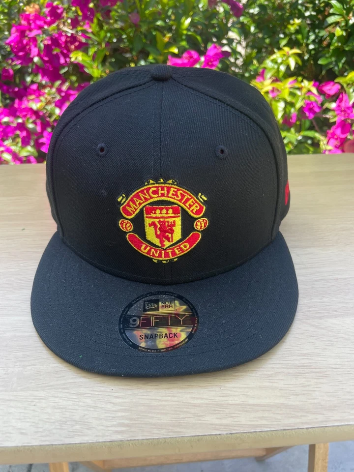 Gorra Manchester United Auténtica Licencia Ajustable Snapback Gorra Negra Foto 1 de 4