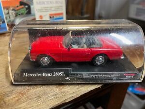 New Ray 1/43 Scale Mercedes-Benz 280SL (1968) - NIB 48419 1999