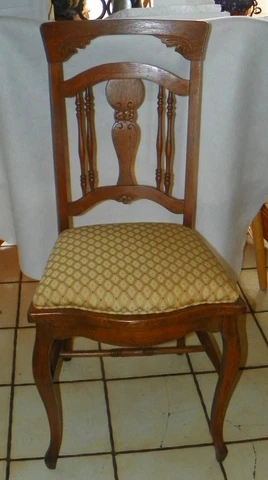 Quartersawn Oak Carved Desk Chair / Sidechair  (SC270) Cover