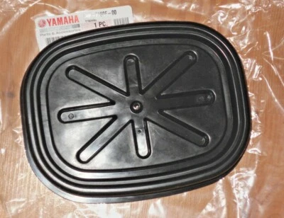 YAMAHA GRIZZLY 550, 700, VIKING STORAGE BOX CAP, LID, COVER 1HP-F160F-00-00 - Image 1 of 2