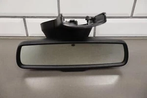19-20 Ram 1500 New Style (6-Lug) Automatic Dimming Rearview Mirror - Picture 1 of 12