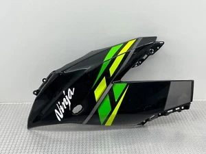 Cubierta de carenado izquierda Kawasaki Ninja 125 2019-2022 55028-0580 - Imagen 1 de 20