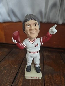 Vintage Pete Rose BOBBLE DREAMS Bobblehead FAREWELL TO RIVERFRONT (9/23/2002) - Picture 1 of 9