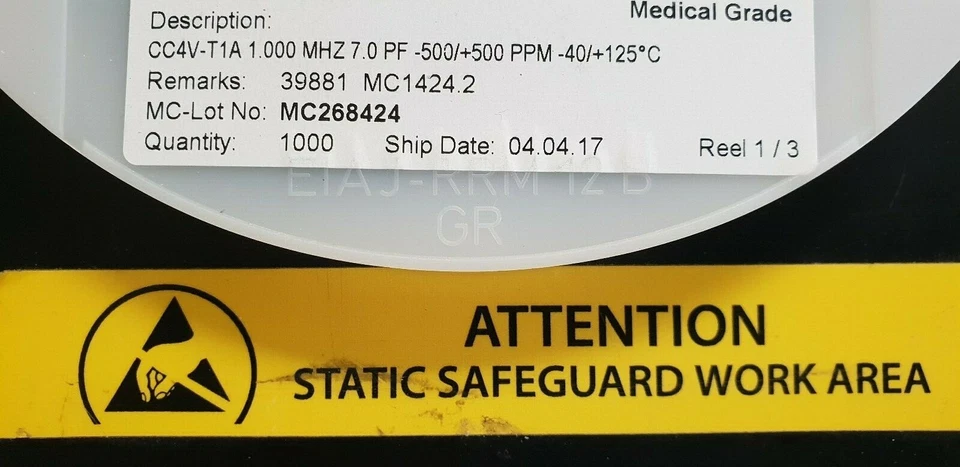 Micro Crystal CC4V-T1A 1.00MHz-7pF±500 PPM  Medical Grade Lot of 1000 pieces Foto 1 de 2