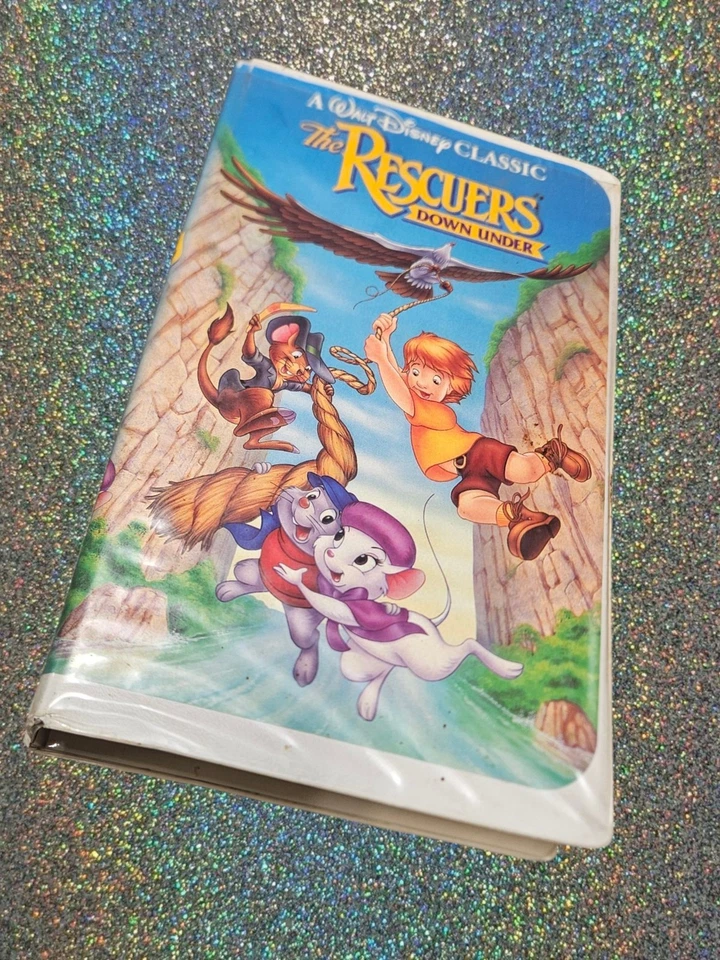 Walt Disney Disney's Classic The Rescuers Down Under Black Diamond VHS Movie - Image 1 of 3