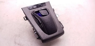 Control de tablero delantero con pantalla Info-GPS-TV compatible con 10-11 LEXUS HS250H Foto 1 de 4