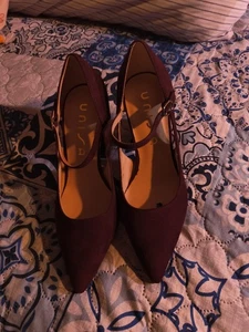 Unisa weinrot Größe 7 Samt spitz zulaufend klobiger Absatz Pumps - Bild 1 von 5
