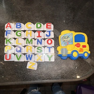 Leap Frog Fridge Phonics School Bus with Alphabet Letters Works Complete - Image 1 of 4
