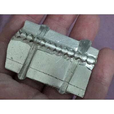 Художественная брошь на булавке серебристого цвета абстрактная 2x1,25 дюйма от художника Cleveland Роберта Палмера - Изображение 1 из 3