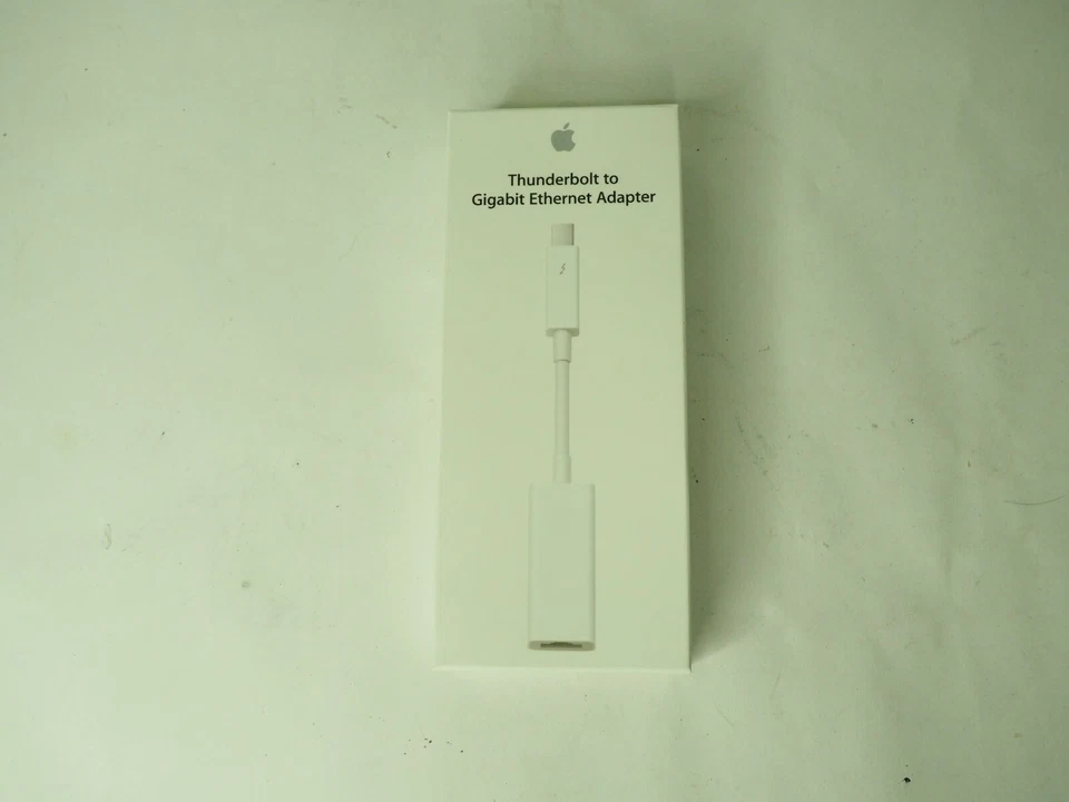 Apple Thunderbolt to Gigabit Ethernet Adapter - MD463ZM/A
