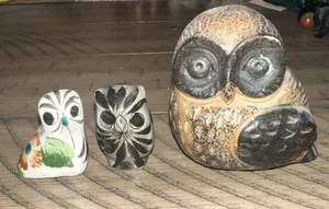 Vintage OMC Otagiri Pottery Owl Figura Marrone Ceramica Giappone + Due Gufi Messicani - Foto 1 di 5