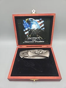 Coltello Proteggi la nostra tradizione americana in custodia - Foto 1 di 4