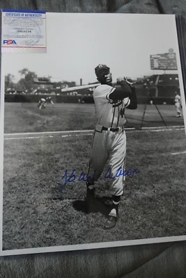 Hank Aaron Autographed George Brace 11x14 Photo Milwaukee Braves Baseball PSA - Image 1 of 2