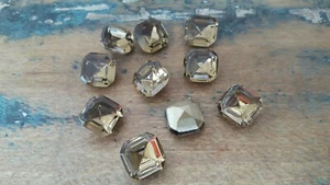 ♡Nr. G16 - 12 St. alte Glassteine viereckig rauchtopas Simili 14 mm ♡ - Picture 1 of 2