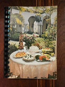 GOURMET GALLERY THE STUART SOCIETY COOKBOOK ST. PETERSBURG, FL 1975 1ST EDITION - Picture 1 of 4