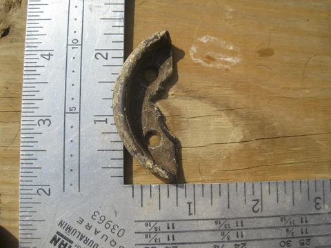 ANTIQUE VINTAGE CAST IRON  VICTORIAN WINDOW SASH LOCK LATCH KEEPER e Cover