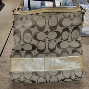 Coach -12824 Signature Stripe Patent Large Shoulder Bag Zipper Brwn Tote Purse - Picture 1 of 16